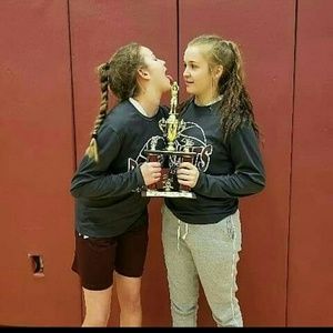 Meet your Posher, Lakin